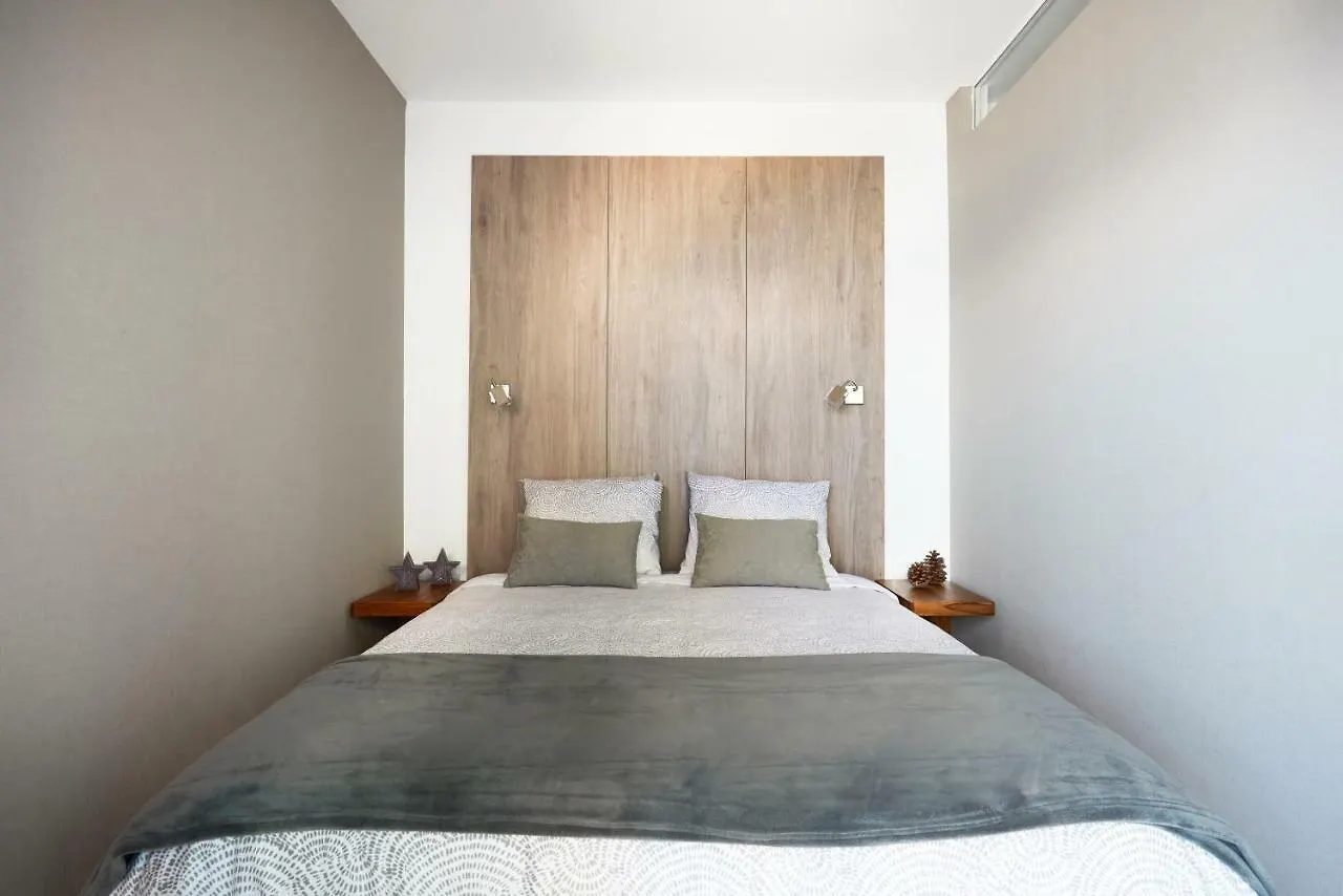 Heavenly Apartment On The Frontbeach