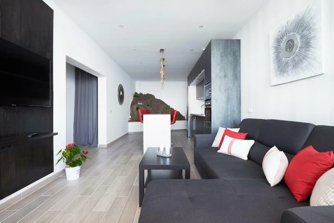 Heavenly Apartment On The Frontbeach Spain
